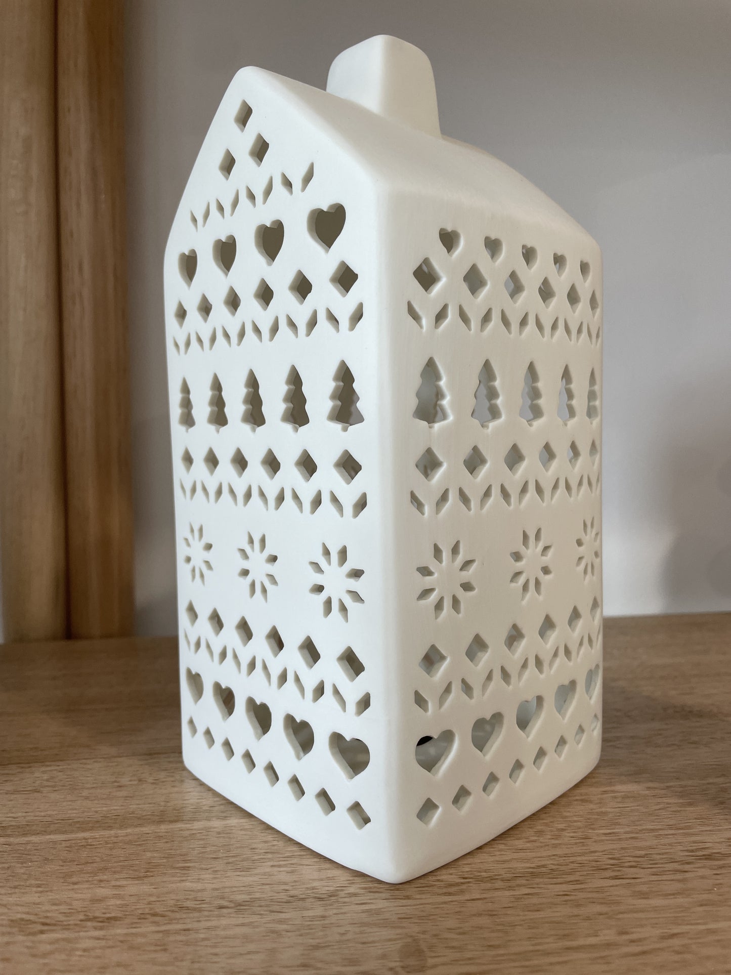 Christmas House Porcelain Large