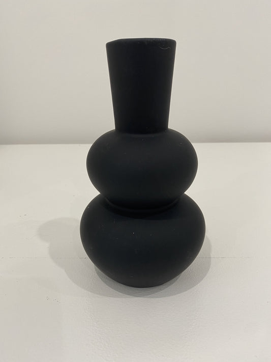 Tate Ripple Black Matte Vase