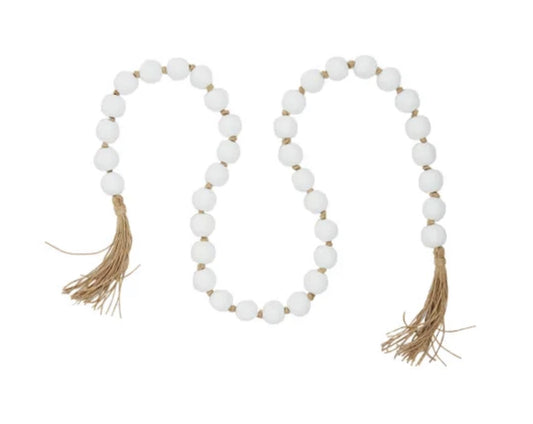 Saffie wooden hanging beads white